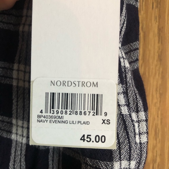 Plaid Crop Button Down - Picture 3 of 5